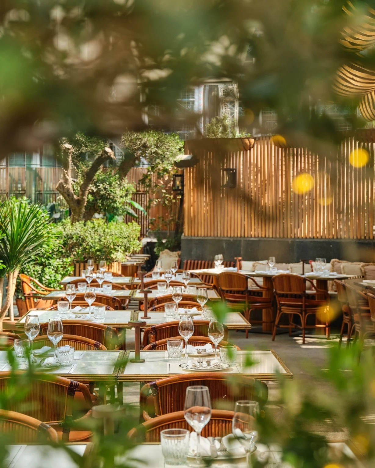 The weather&rsquo;s just right, the cocktails are chilled, and the terrace is calling.

 #TheMAINE #TheMAINEdxb #TheMAINElandbrasserie #businessbay #dxb #dubai #TheMAINEbusinessbay #terrace