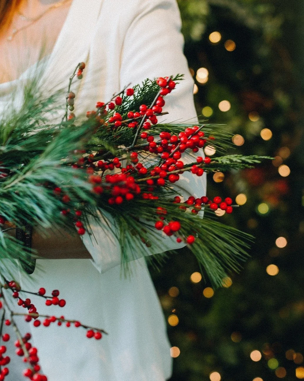 The colors of Christmas are all around The MAINE!

 #TheMAINE #TheMAINEdxb #dubai #dxb #christmas