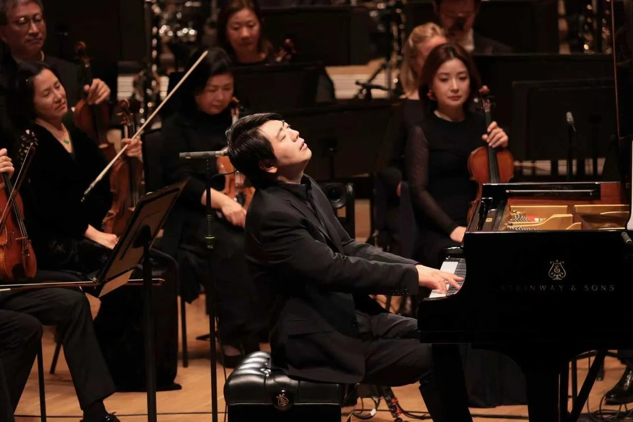 It was a joy to perform at The Hong Kong Cultural Arts Centre with the talented Tarmo Peltokoski last week - Thank you for being such a warm crowd! 

📷: Keith Hiro / HK Phil