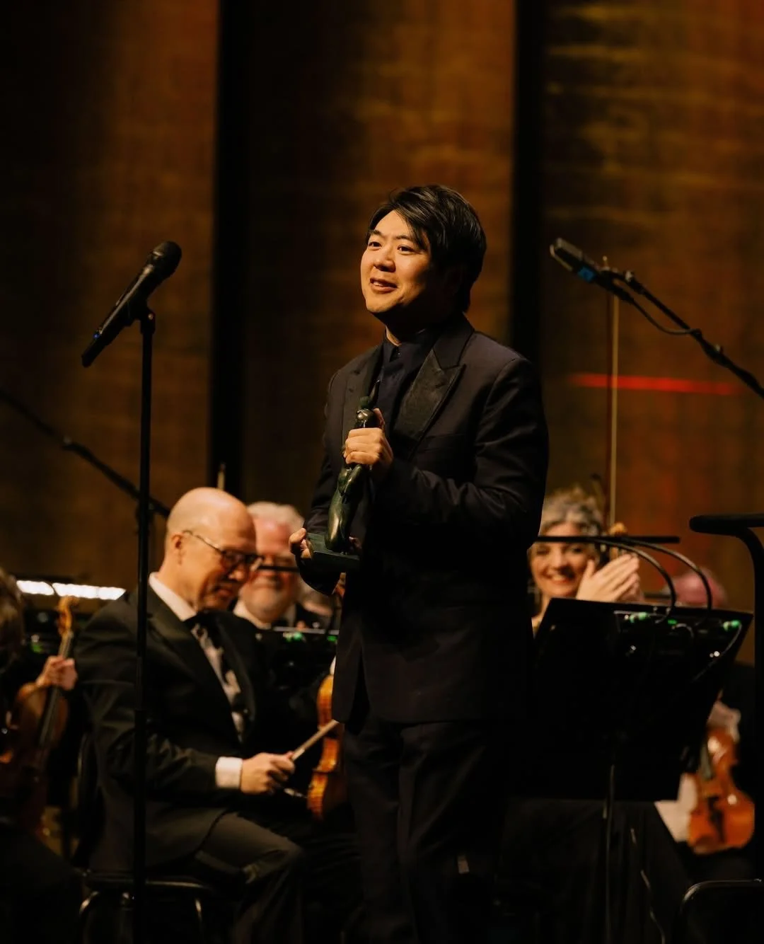 I had an unbelievable time last week at the @daphne_awards, where I was the inaugural winner of the Daphne Music Award. It was such an exciting night! Thank you to everyone involved.

(📸 @danielundsgaard, @d.matvienko.conductor, @ullaessendrop, @dan