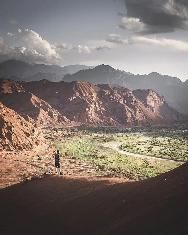I always tell @laura_morrr to go and stand somewhere to bring some detail or interest in a shot. Here she told be to go and stand over there. I didn't mind, I like this image of me! 📸
&curren;
&curren;
@visitargentina @fujifilmbelgium @fujifilmeu @v