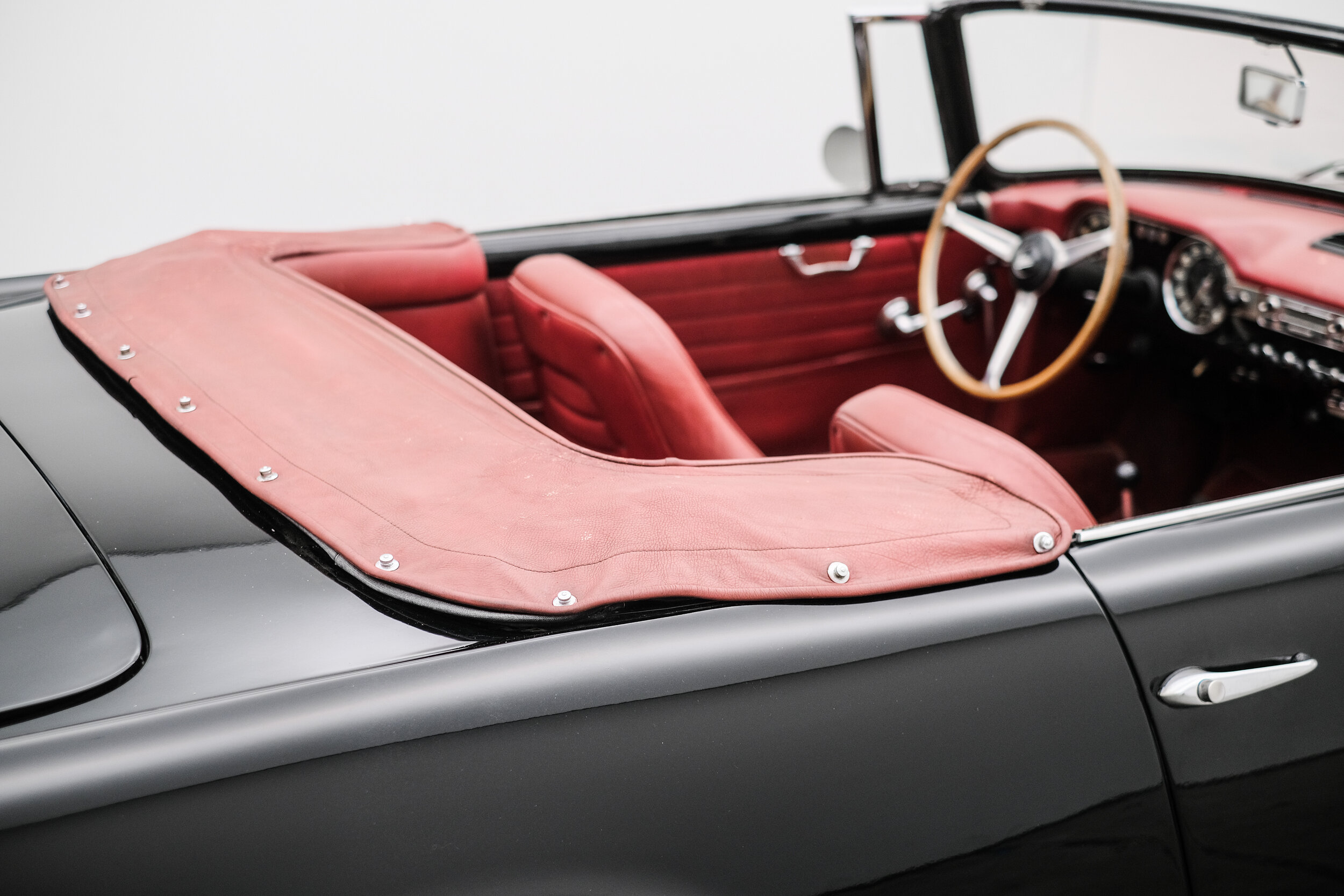 Lancia Flaminia interior