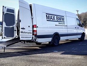 Pickup_and_Delivery_MAXBMW.jpg