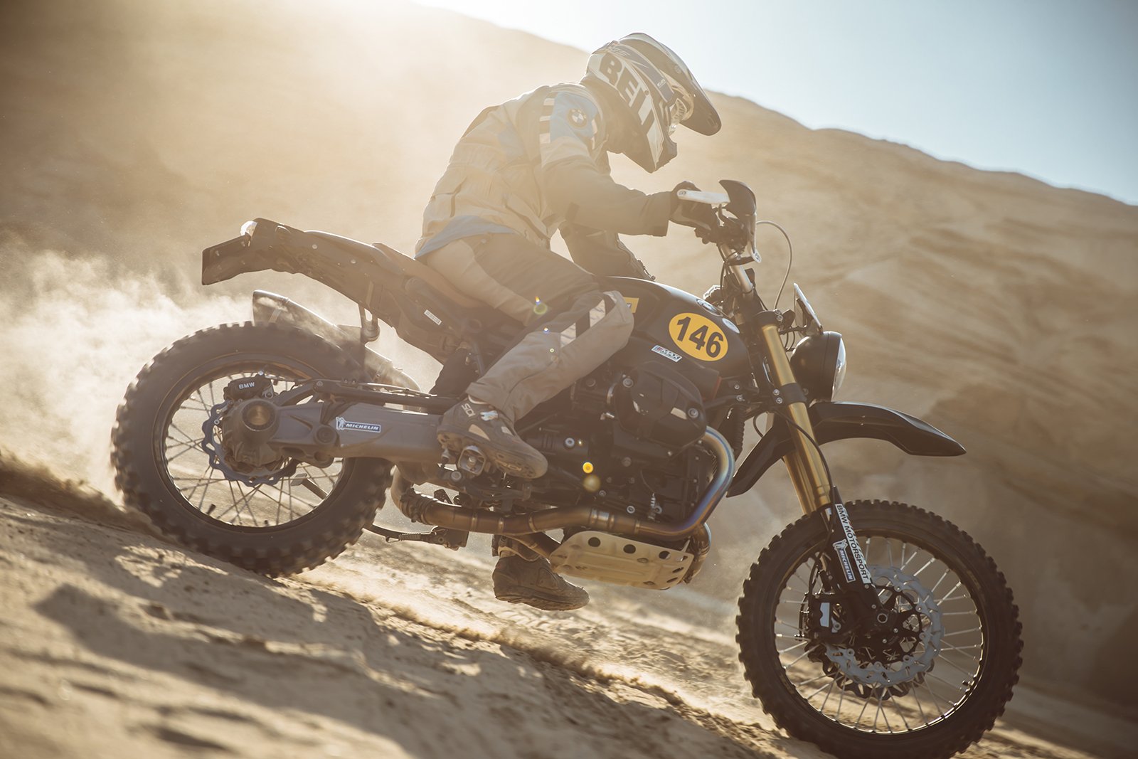 R9T-ENDURO-MAX-BMW-01.jpg