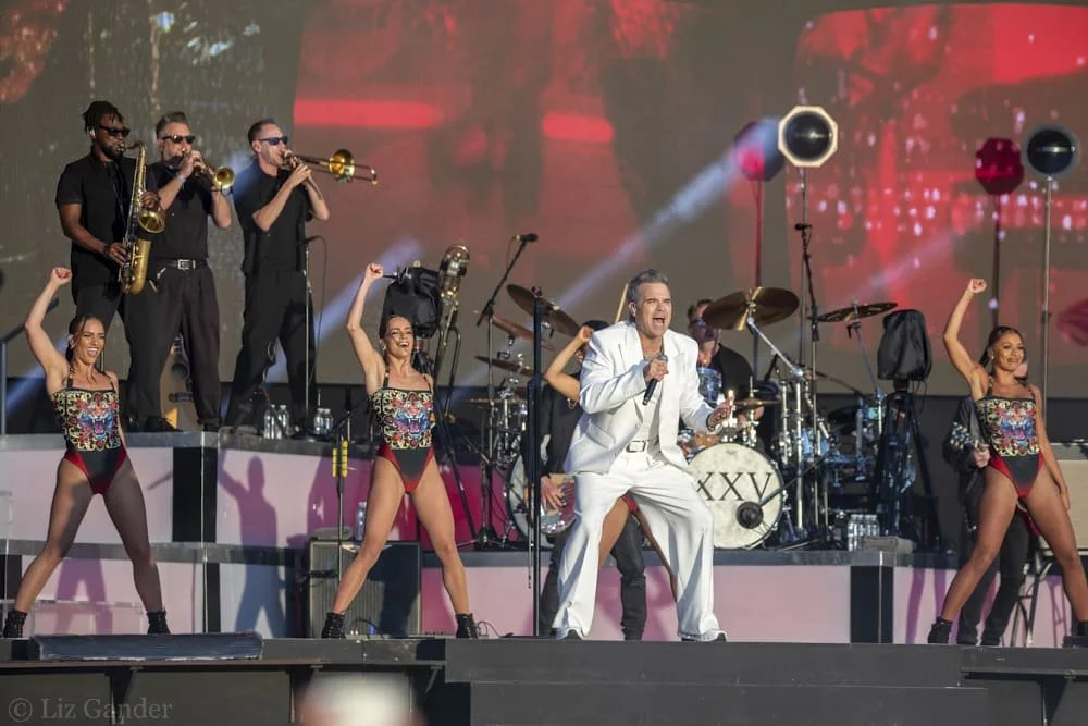 Robbie-Williams-©-Liz-Gander-LGA_1524-2.jpg
