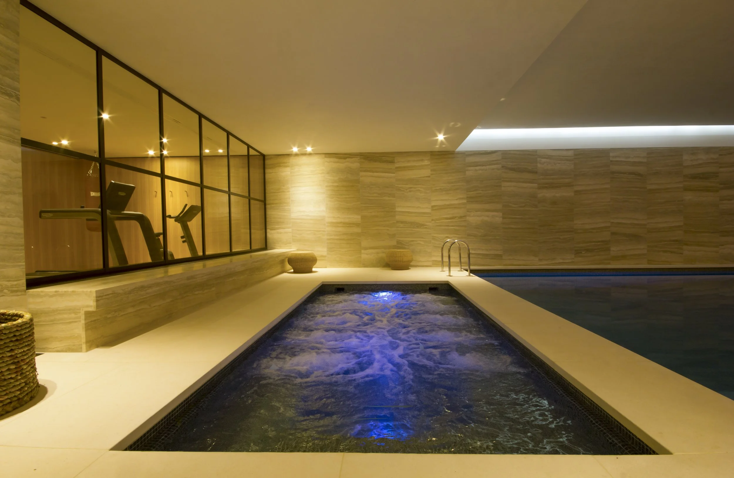 002_1c_Addison Crescent.jpg