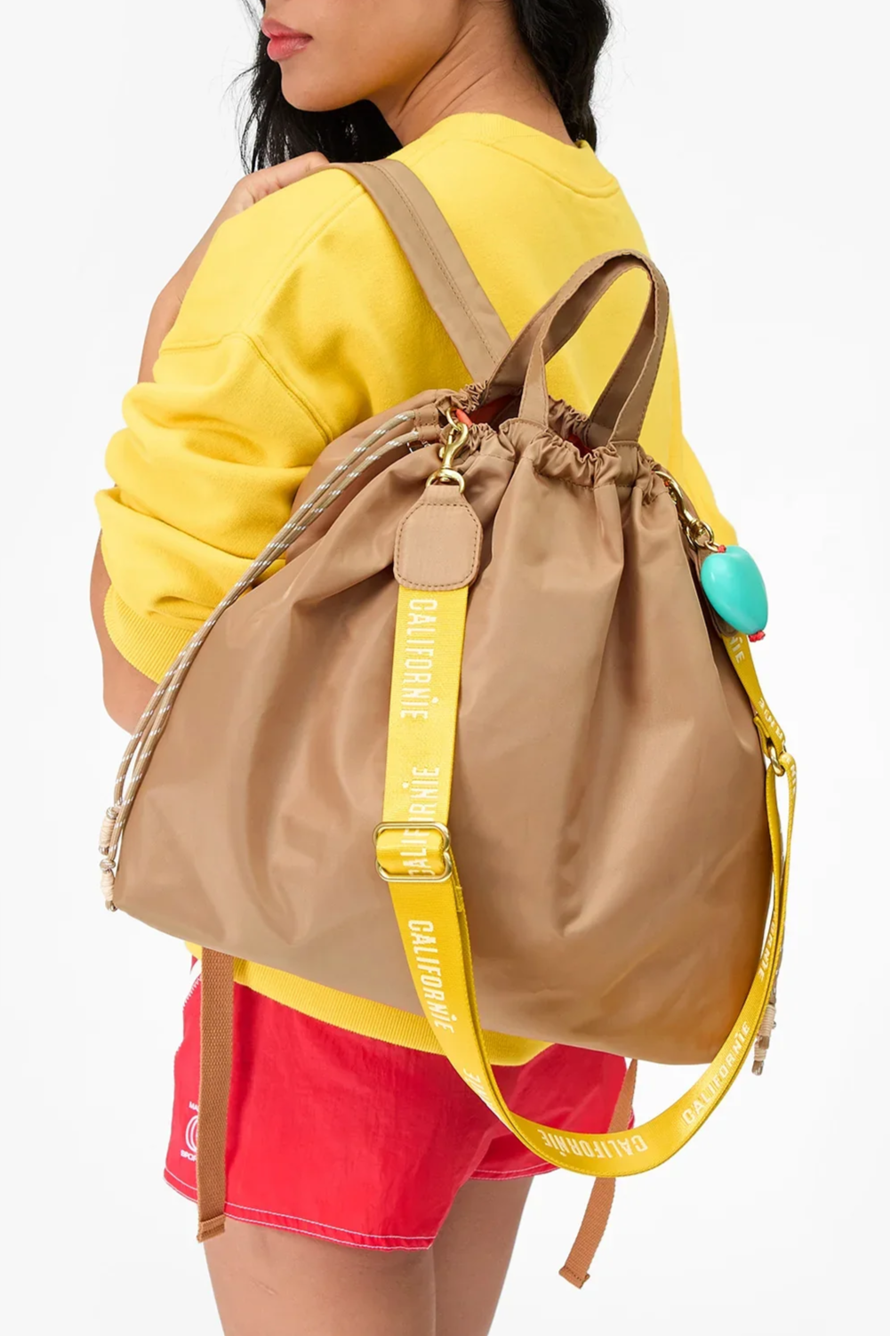 Sac-Tout-Back-Pack-Recycled-Nylon-Twill---CVH1000748-LATTE---Sandra_2_a07d9ceb-0bb1-4bdc-92f4-5e2a3214b05f_2400x.jpg.png