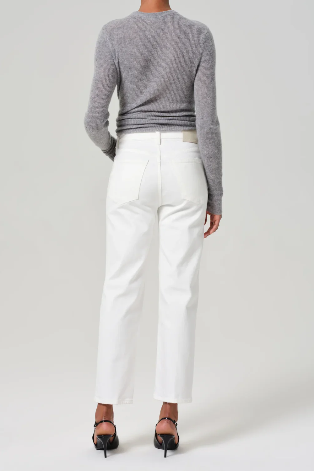 2174-1816_PALMA_SOFT_WHITE_1186_web.jpg.png
