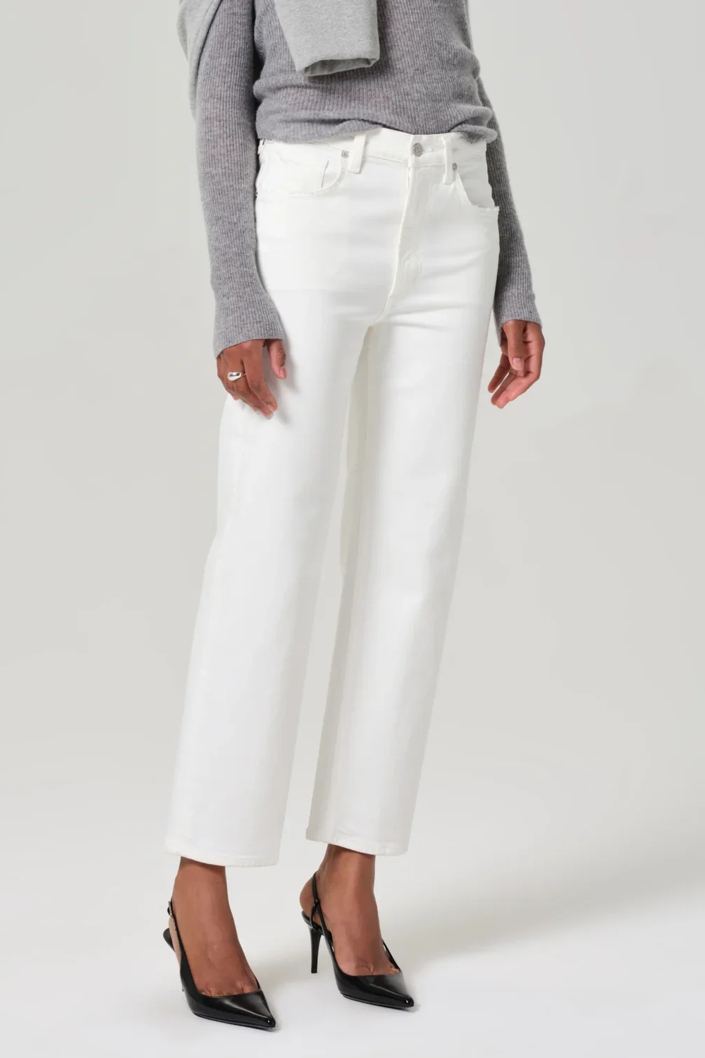2174-1816_PALMA_SOFT_WHITE_1171_web.jpg.png