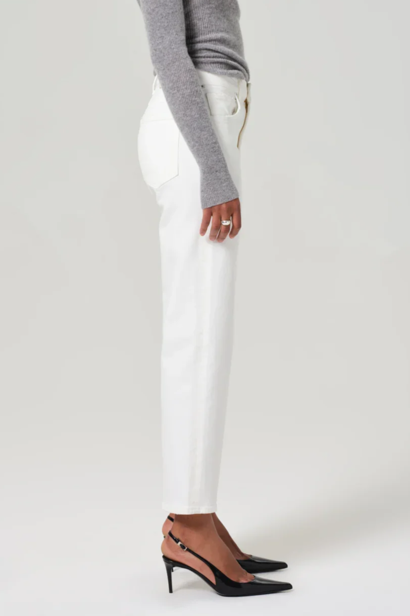 2174-1816_PALMA_SOFT_WHITE_1175_web.jpg.png