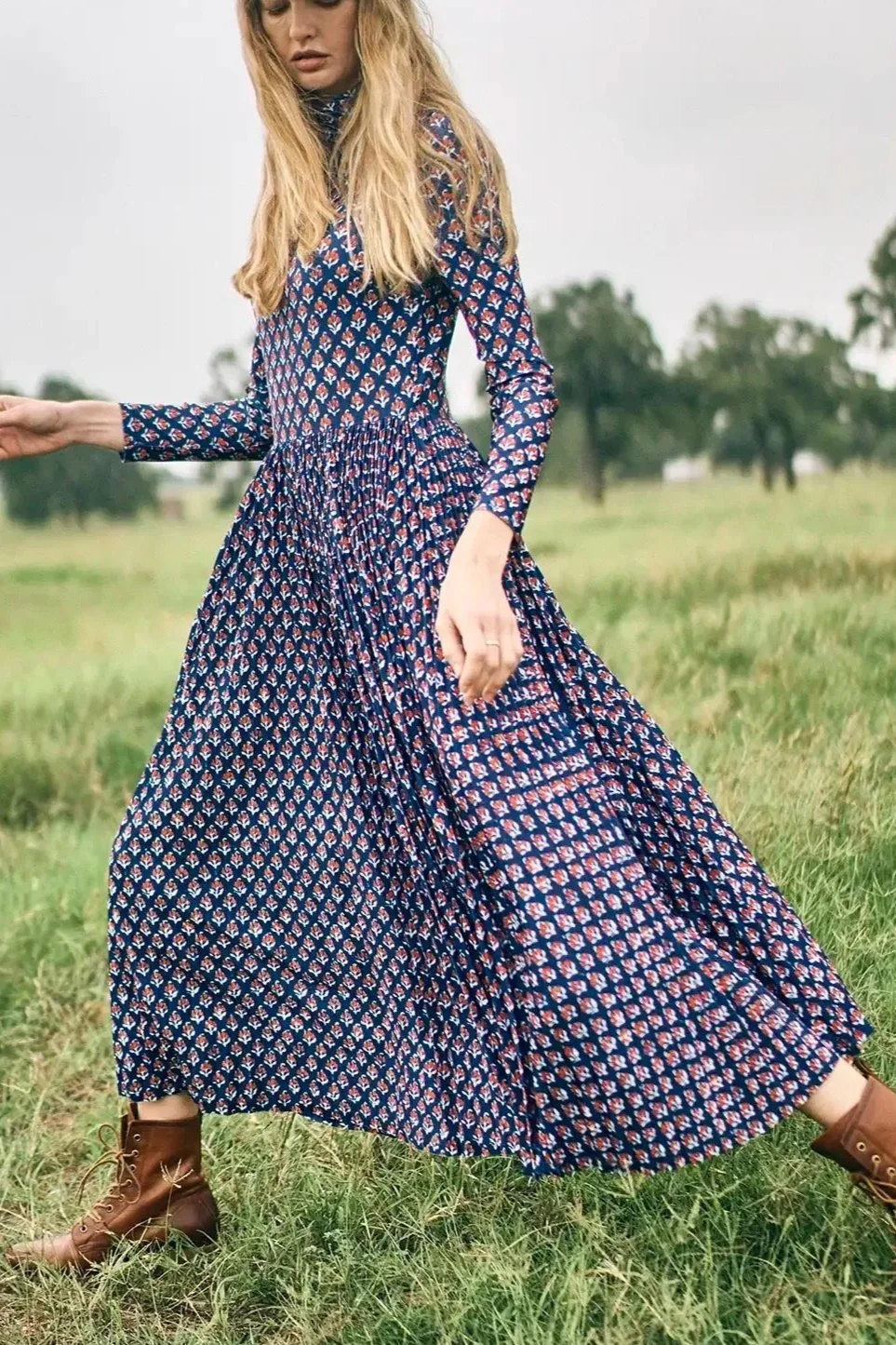Hunter Bell Sabine Dress in Essex Block Border Navy L Hunter Bell Sabine Dress in Essex Block Border Navy L