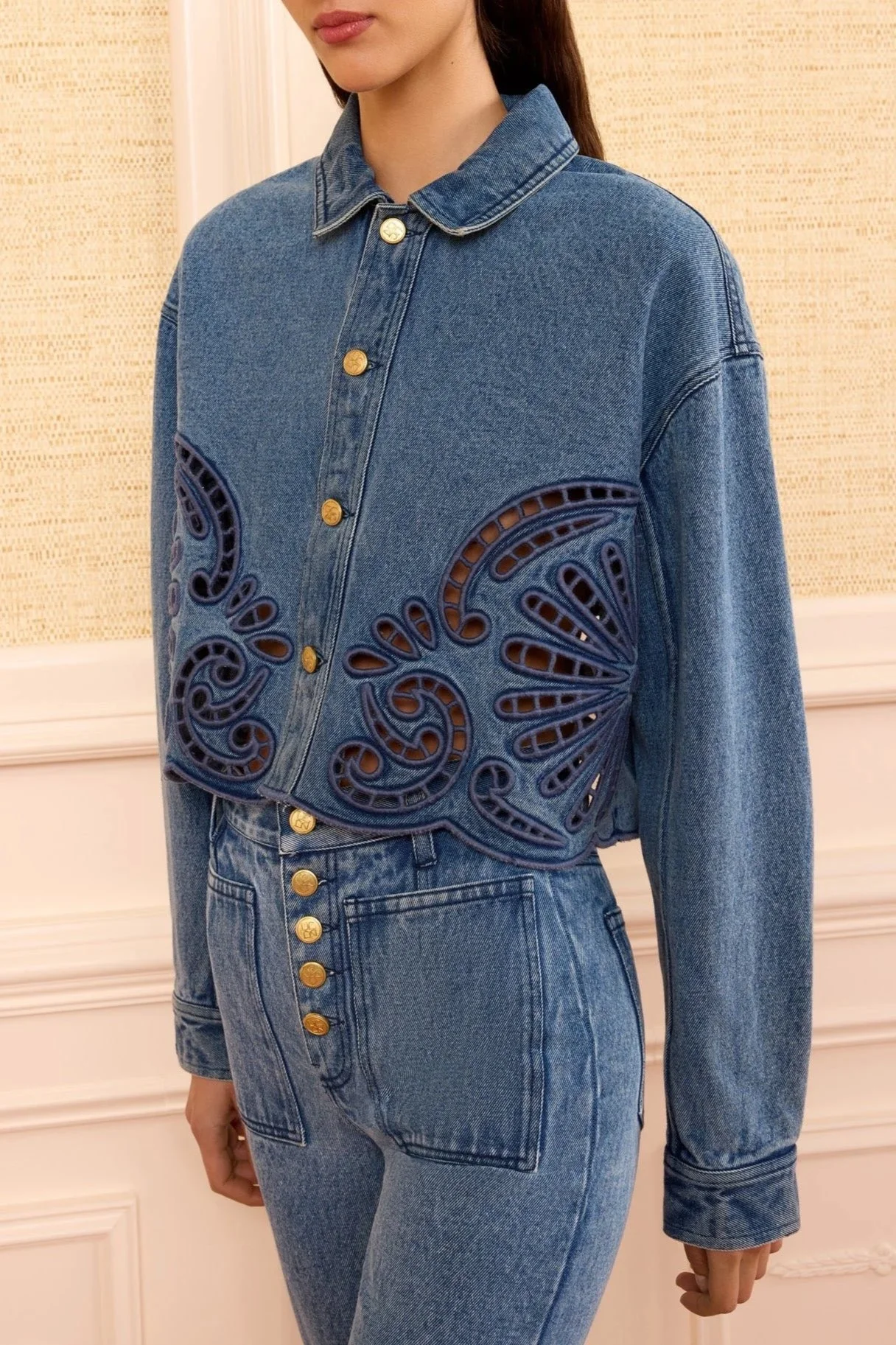 ULLAJOHNSON_TheBobbiJacketwithEyelet_UJ9905042_RIVER_03.jpg