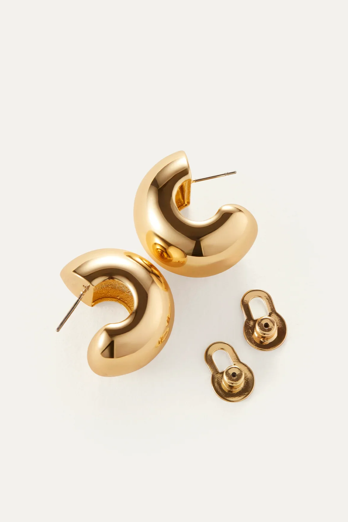 JB3445_GemmaHoops_HPG_03.png.png