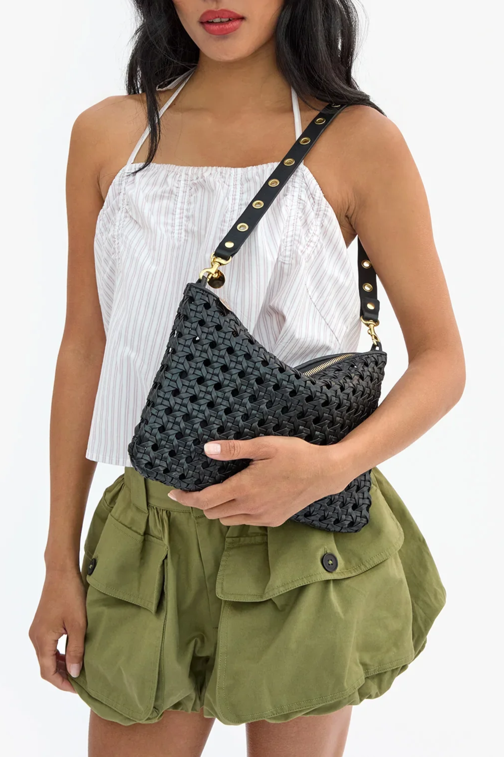Flat-Clutch-w-Tabs-Grande-Rattan---CVS1000693-BLK---Sandra_3_62870f09-b460-4d3d-a9dd-2863a33412b7_2400x.jpg.png