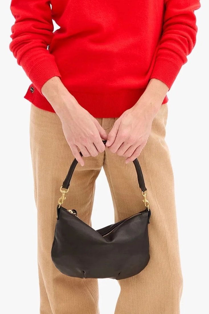 Petit-Moyen-Messenger---HB-SH-MB-100006-BLK---Danica_2_2400x.jpg.jpg