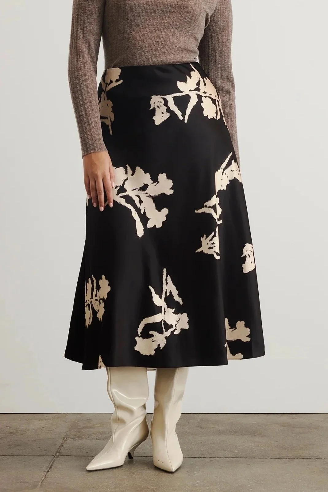 Beth_Skirt_Floral_Extended_003_copia.jpg.jpg