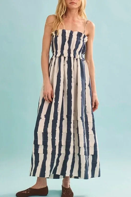 PF_Larkin+Dress_Navy_1.jpg