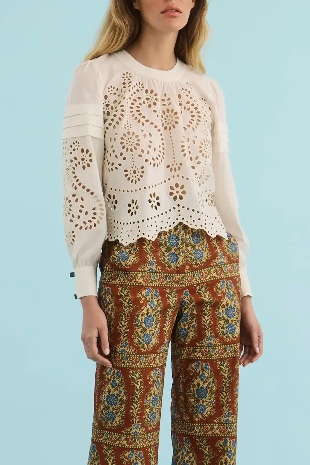 JenniferTop-Ivory-JunoPant-AmberGlenBrown-Fall2026-HunterBellNYC-3-resized.png