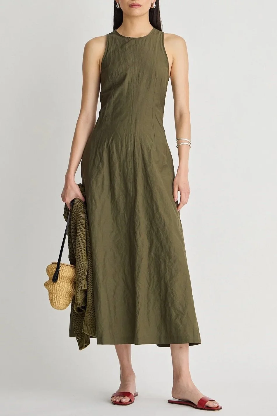 20251114AAPF26LookbookShot_40417+copy.jpg