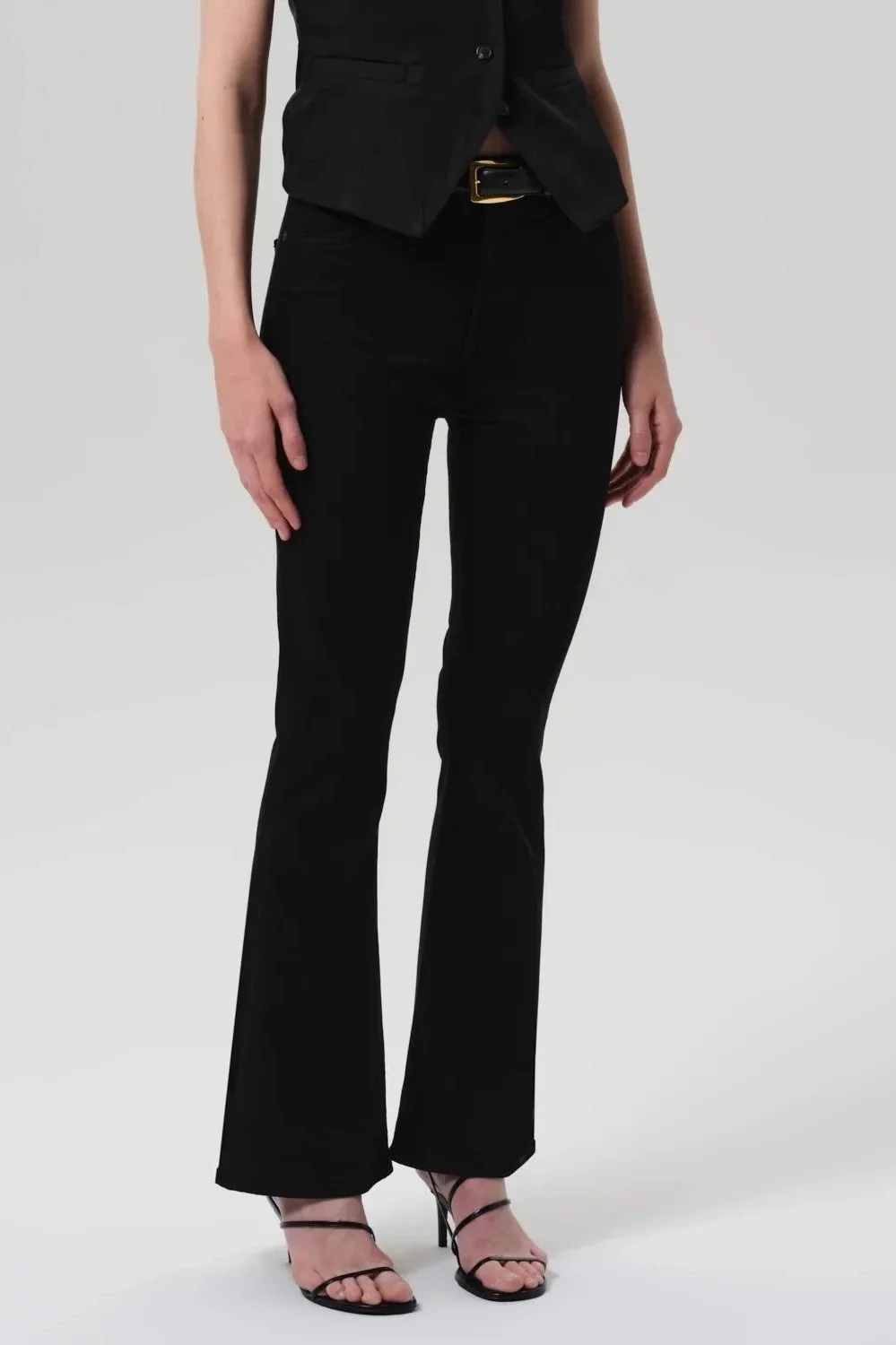 2037-1149_LILAH_PLUSH_BLACK_0413_web.jpg.jpg