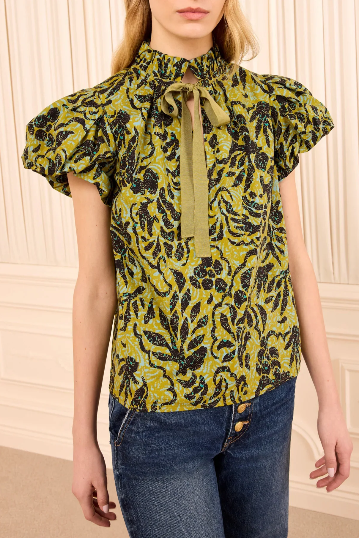 ULLAJOHNSON_EstelaSSCottonTop_FA260226_CHARTREUSE_01_MAIN.jpg.png
