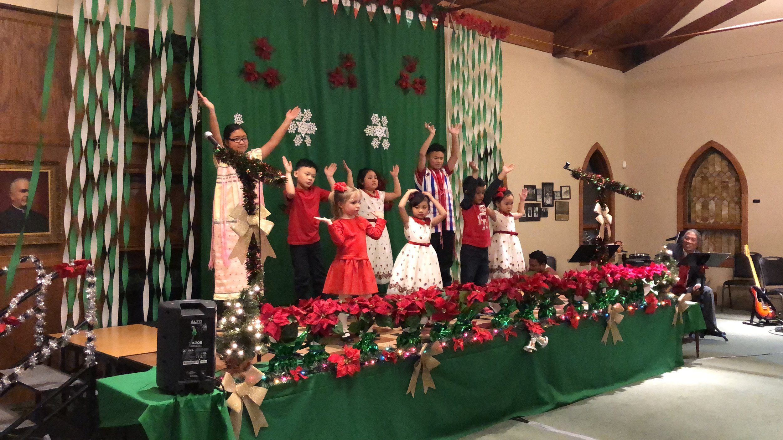 Sunday School - Dancing at Christmas.JPG