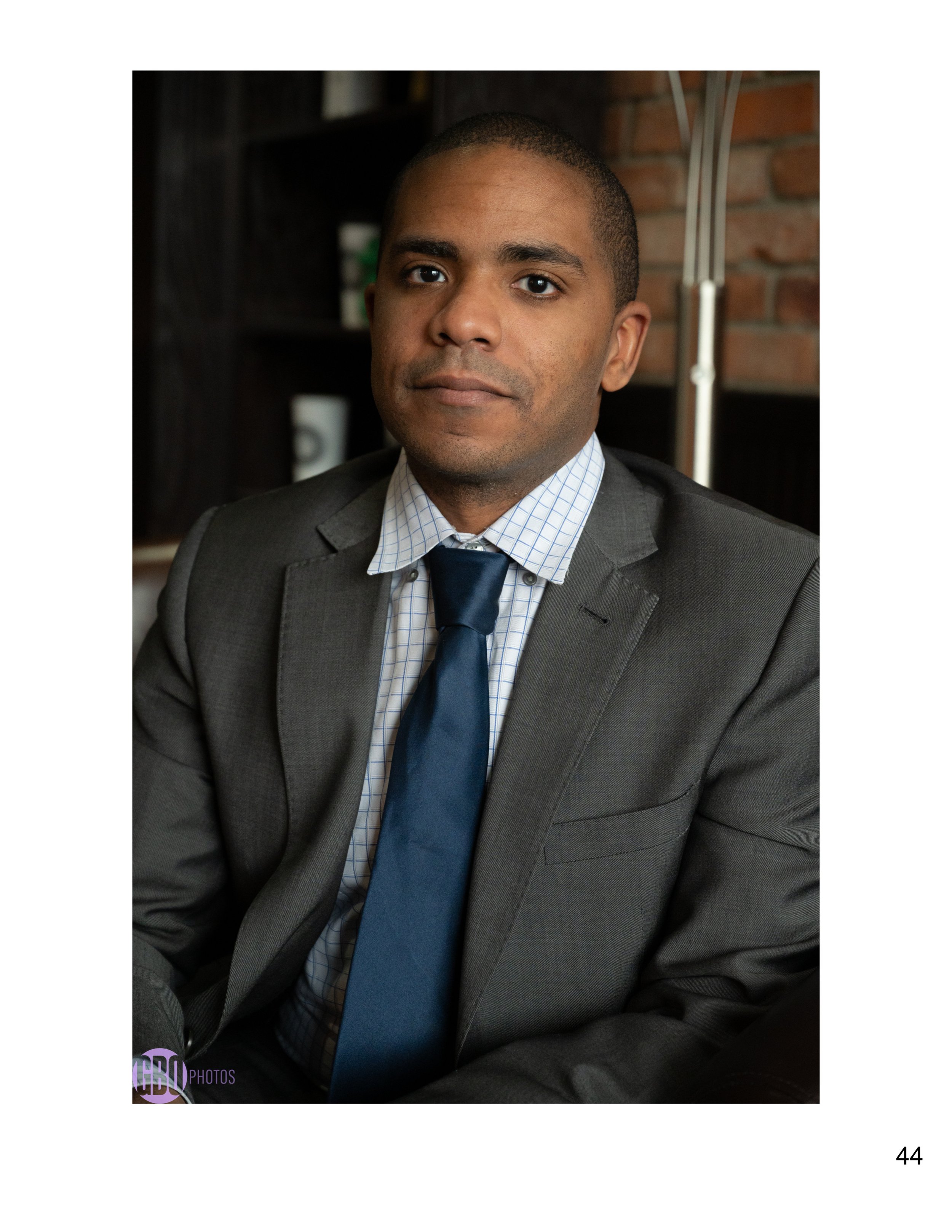 Greg - headshots-044.jpg