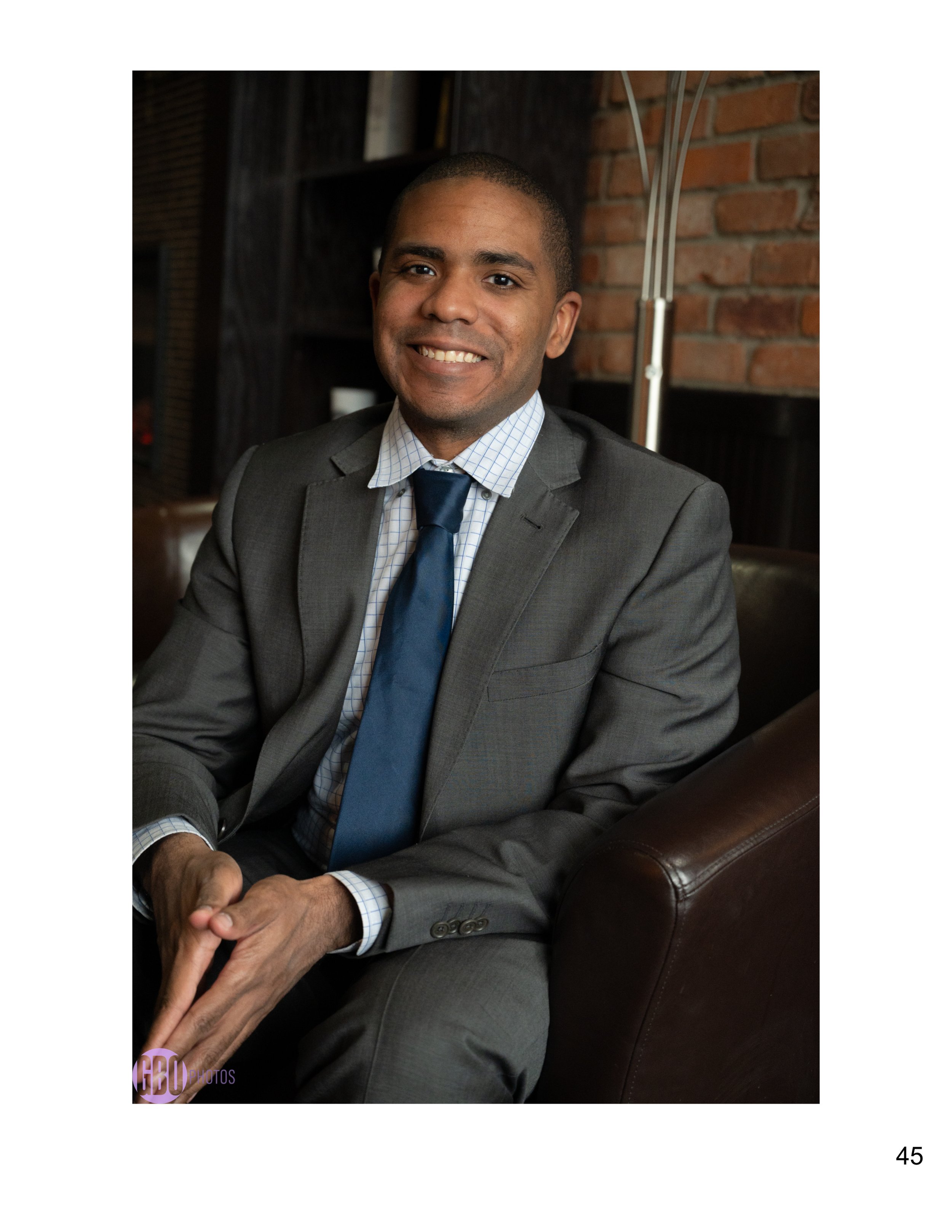 Greg - headshots-045.jpg