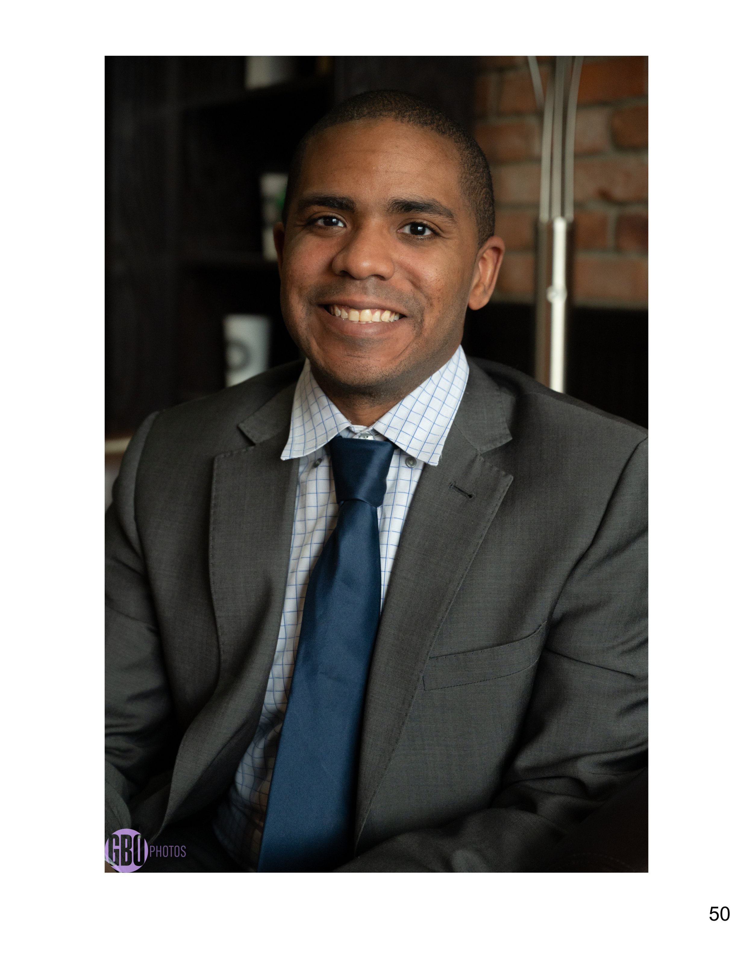 Greg - headshots-050.jpg