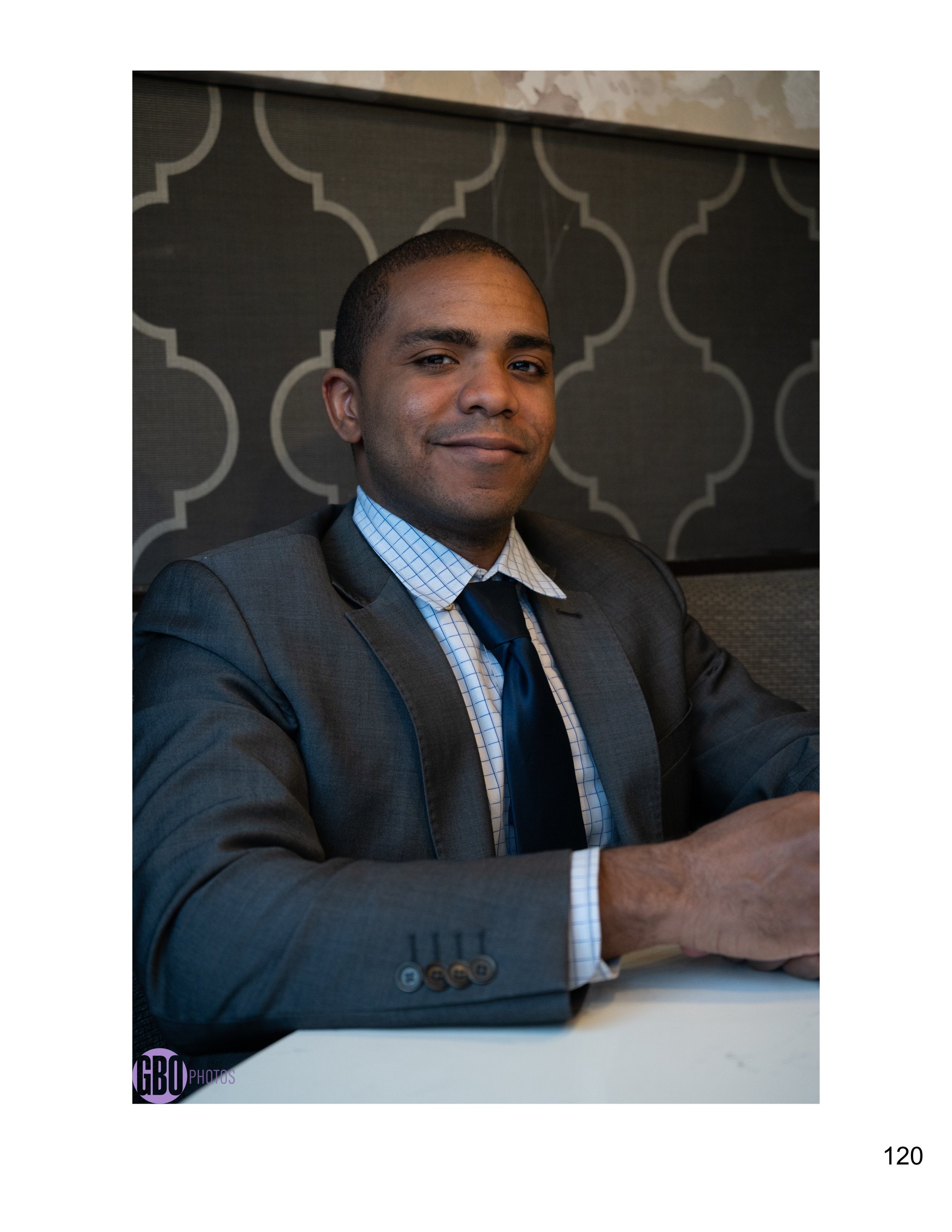 Greg - headshots-120.jpg