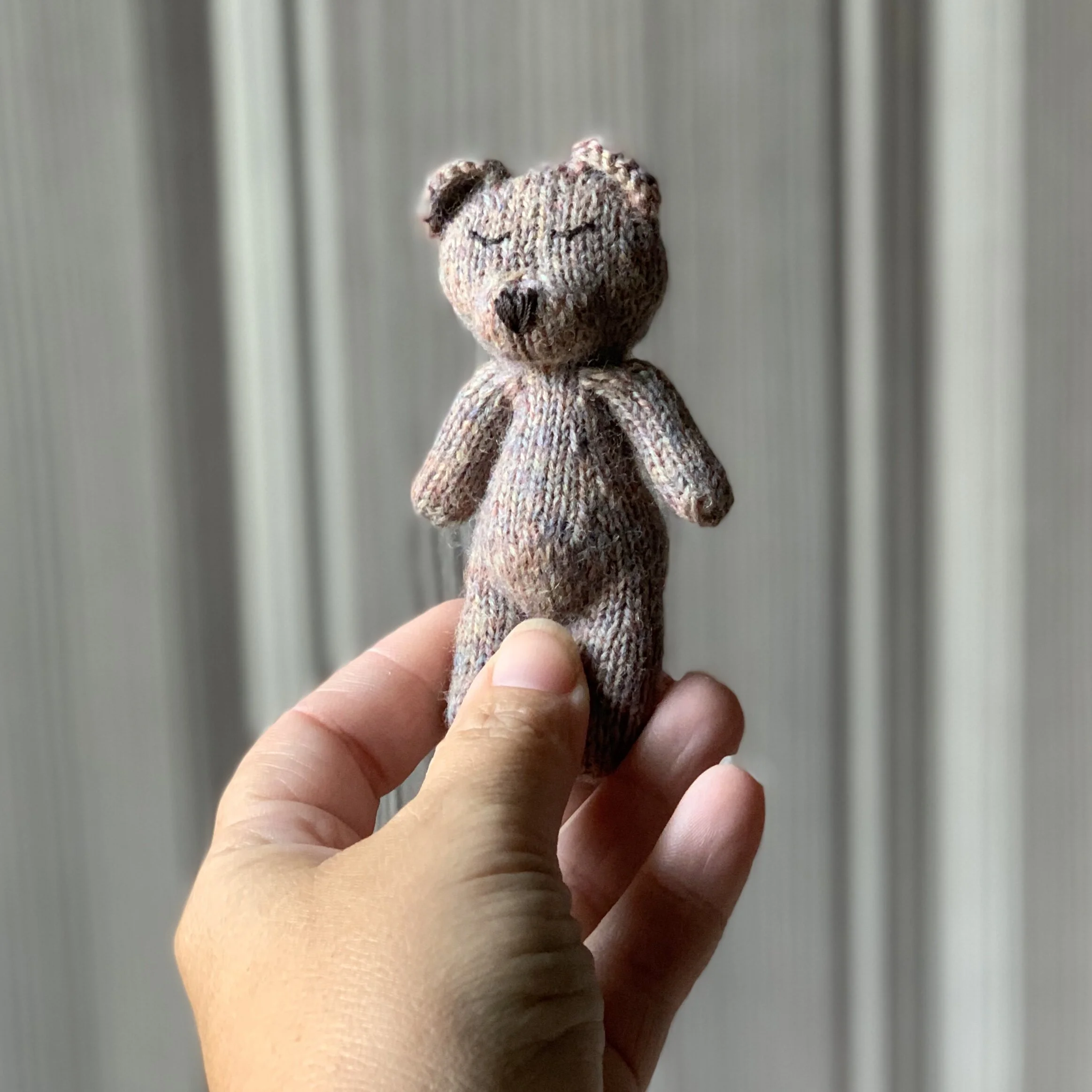 7EB56523-C60D-4AA3-A7D9-6D9A1F8056BC