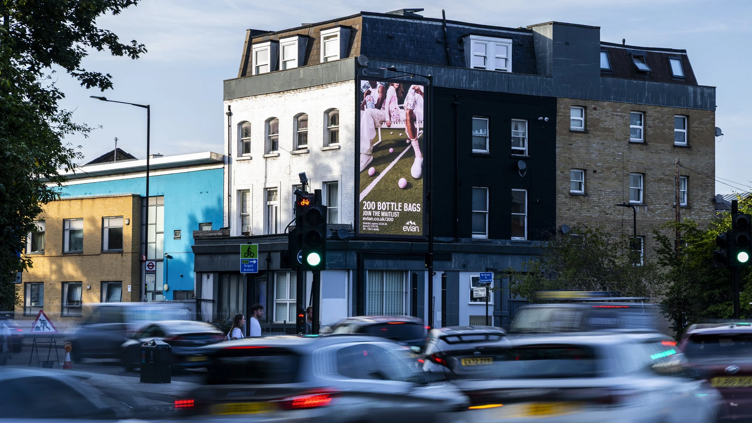 Evain - Dalston Gateway.jpg