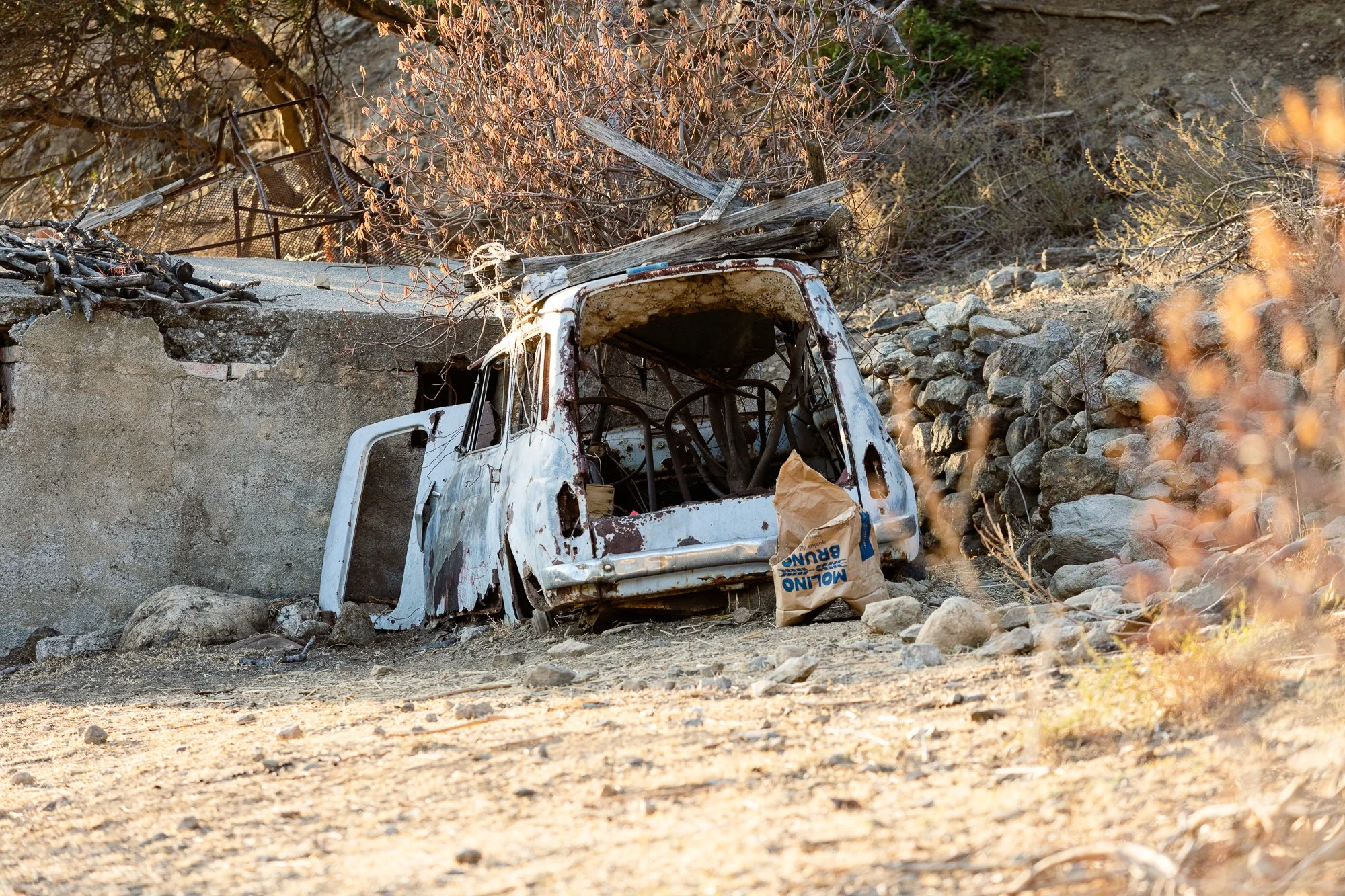 14_Wrecked car_Grecanico.jpg