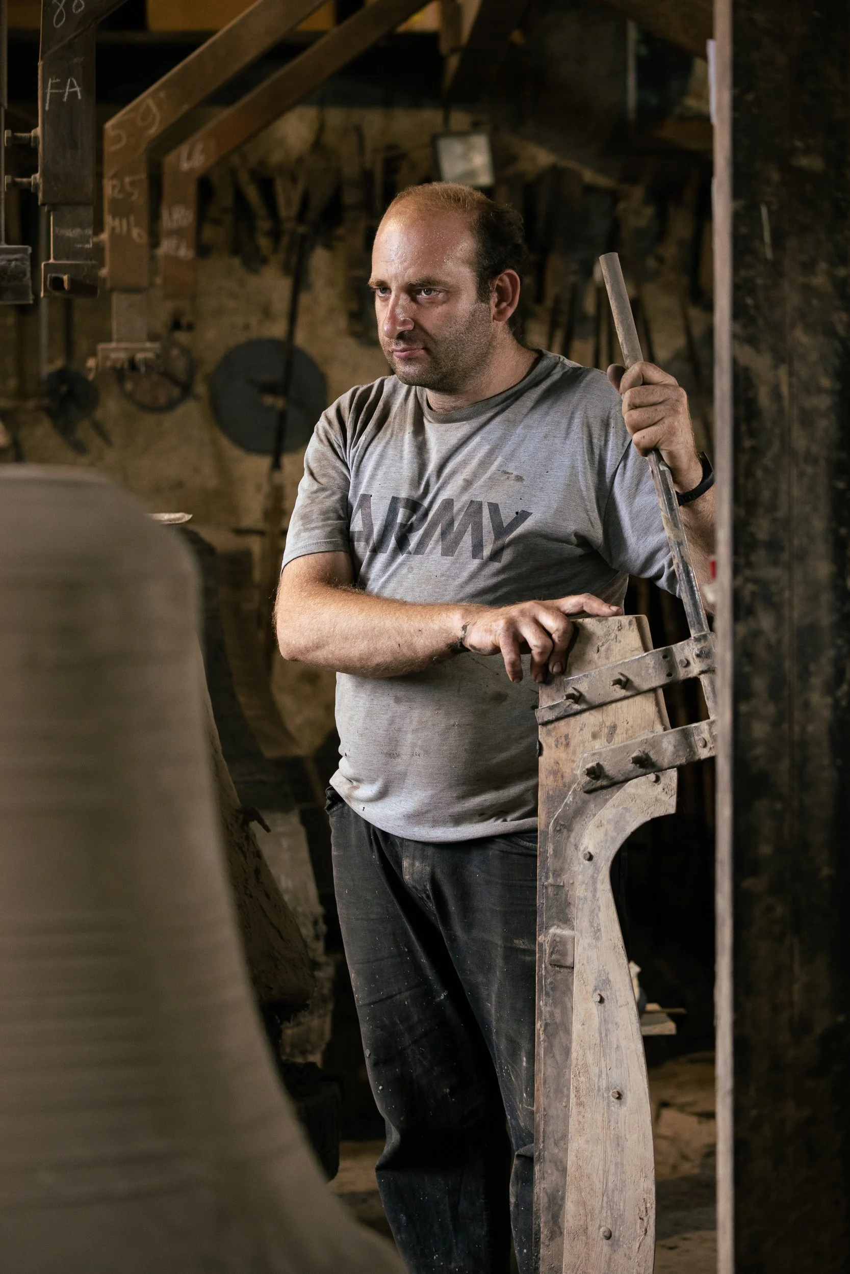 Pasqualino Vecchiarelli, Bell Shaper, for Italy Magazine