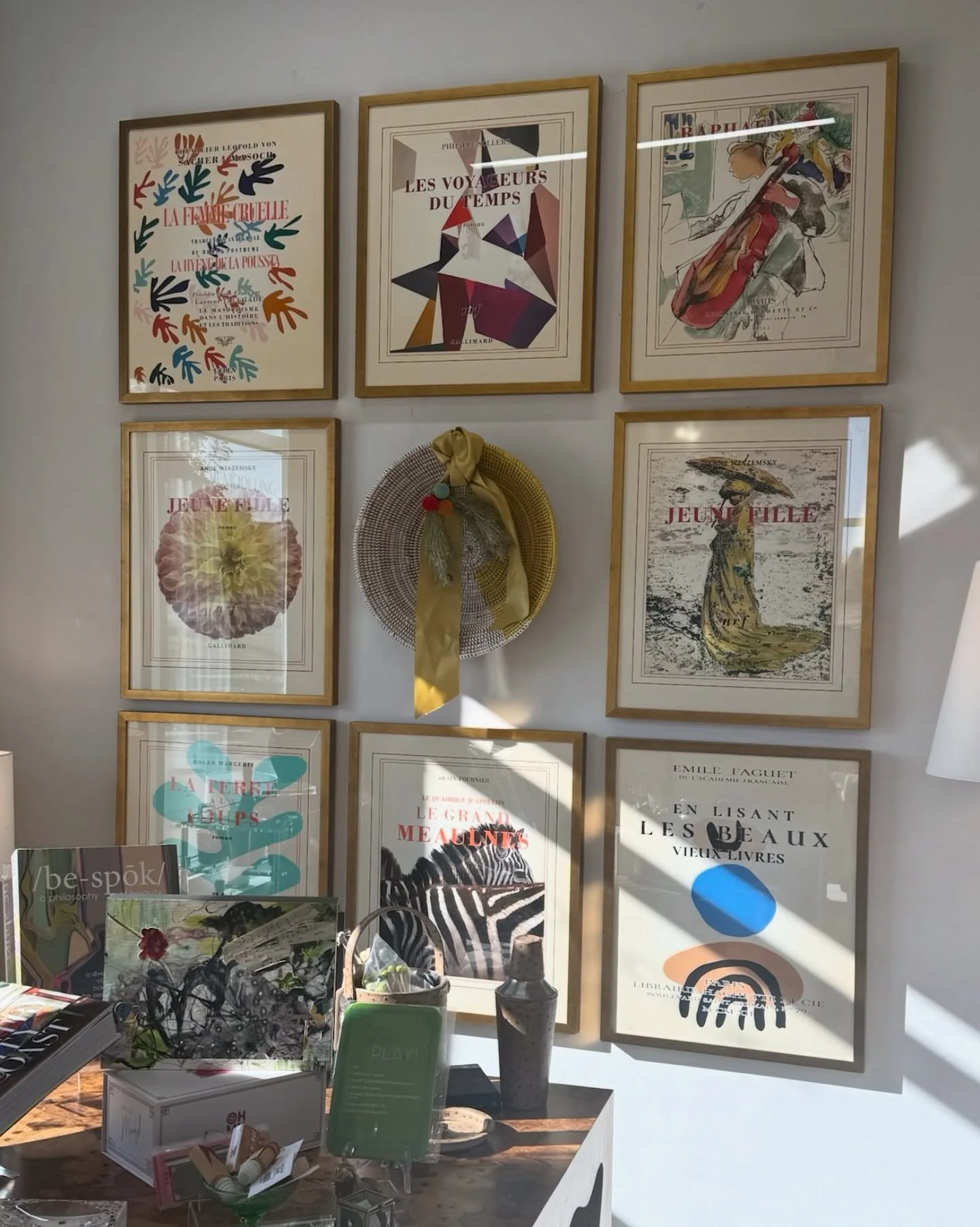 A little touch of Christmas everywhere you look!