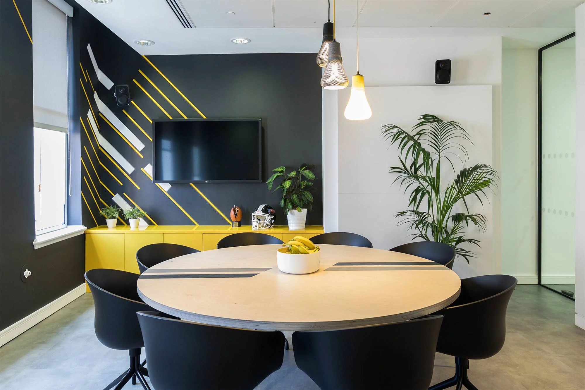 trifle-office-design-Octagon-4.jpg