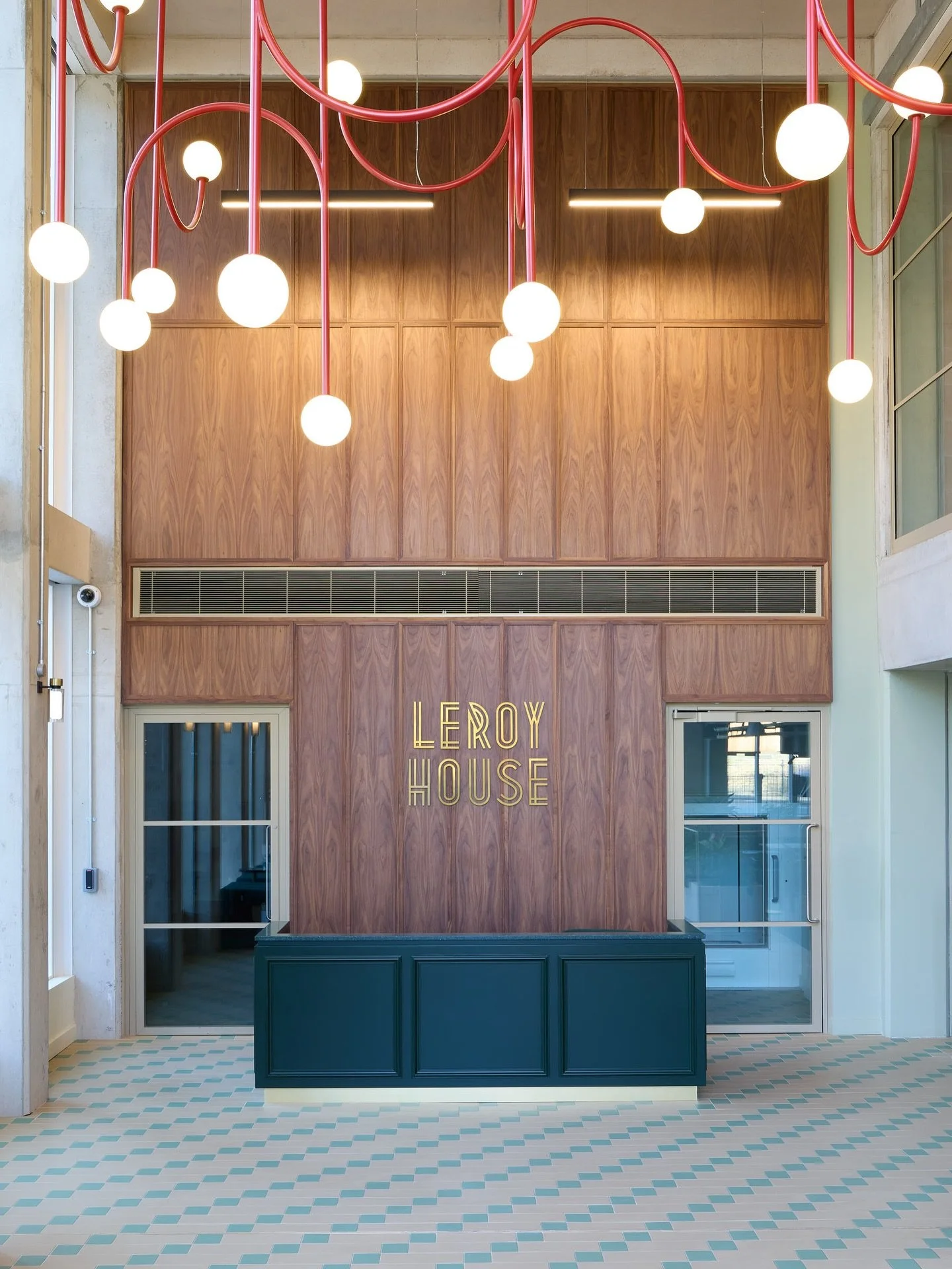 Continuing our 2025 project retrospective we are pleased to share &lsquo;Leroy House&rsquo; our project for @workspacegroup which completed earlier this year: 

****SWIPE ⬅️TO SEE THE VISUALISED SPACE &amp;  THE SPACE DURING THE BUILD****

RECEPTION
