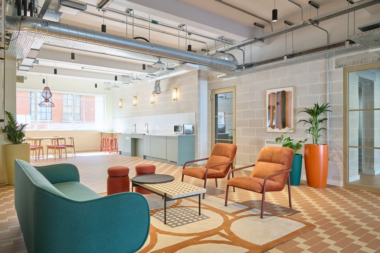 A little @triflecreative magic @Leroy House for @workspacegroup ✨

***SWIPE TO SEE THE VISUAL ***

TEAPOINTS ☕️

Designed as moments of pause within the working day, these tea points at Letoy House combine warm materials, layered colour and considere