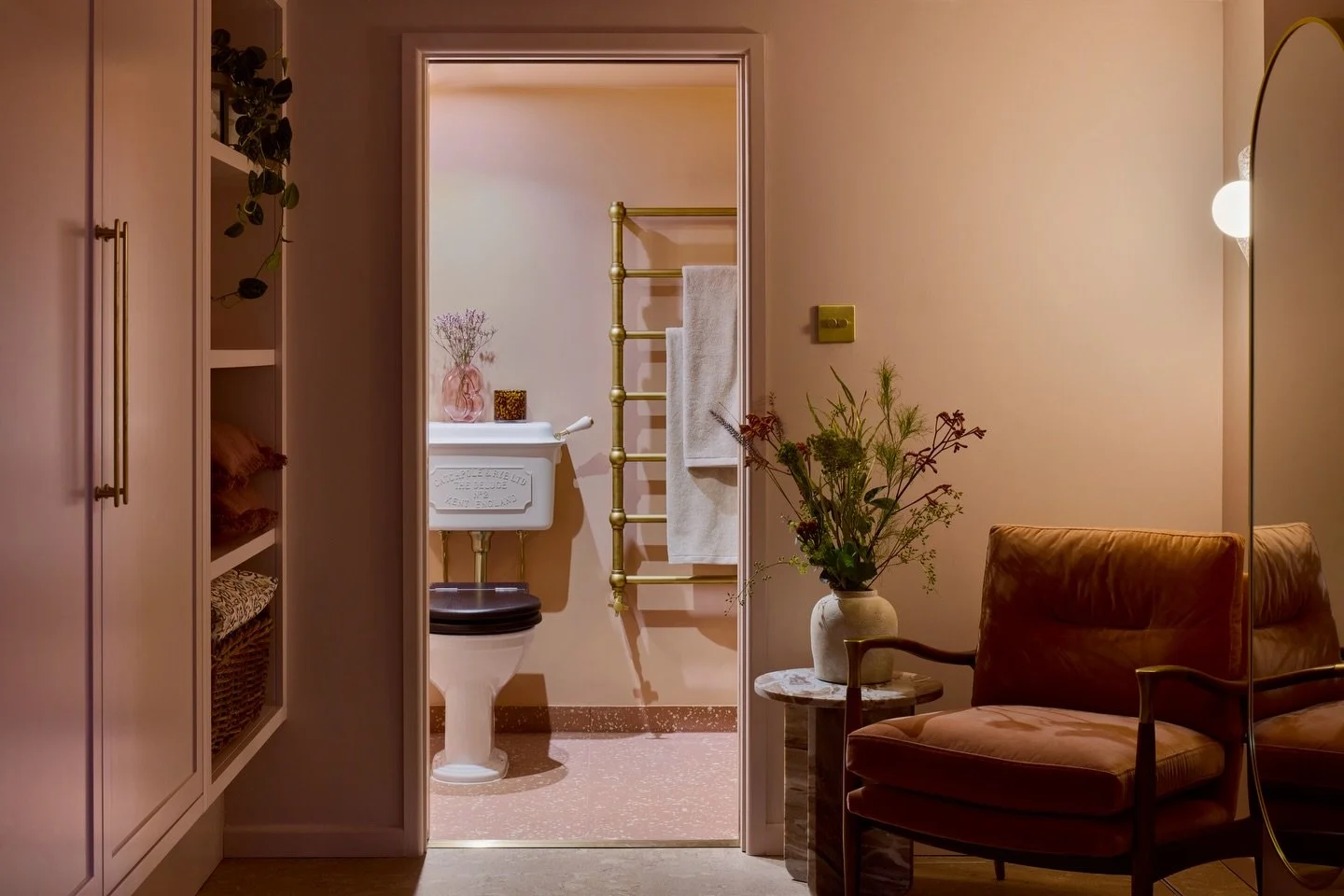 Basement Guest Suite at &lsquo;The Duke&rsquo; by Trifle Home*

What was once two compromised rooms with low ceilings is now a fully self-contained guest suite.

Working alongside @zrp_architects, we reimagined the footprint to create a cosy hotel-st