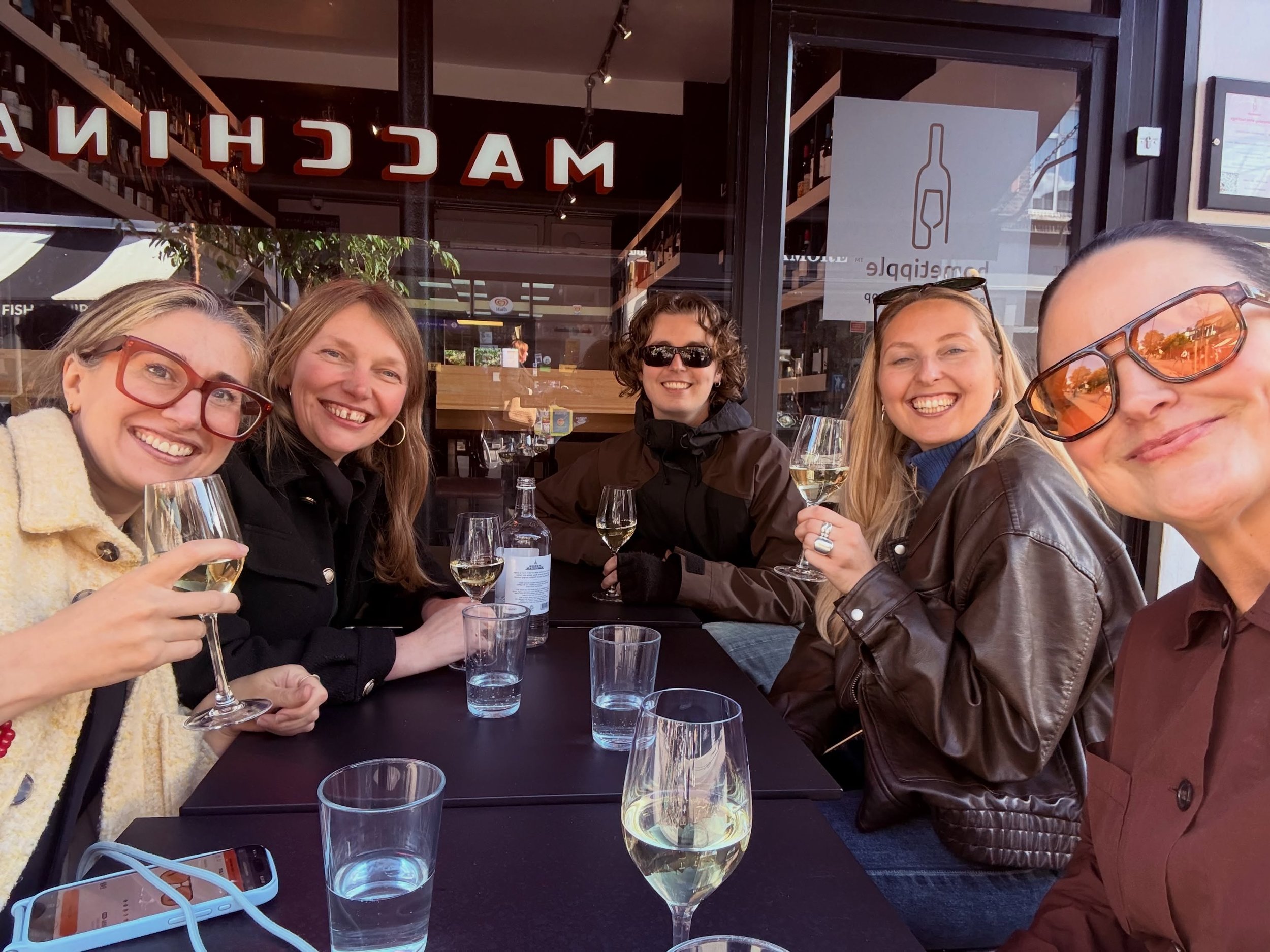 Oh what a lovely day 💖

Team Trifle* headed to Walthamstow E17 yesterday afternoon after an invitation to visit the @vgoodandproper &times; @isokon.furniture workshop on Blackhorse Road. We were treated to a brilliant tour and presentation exploring