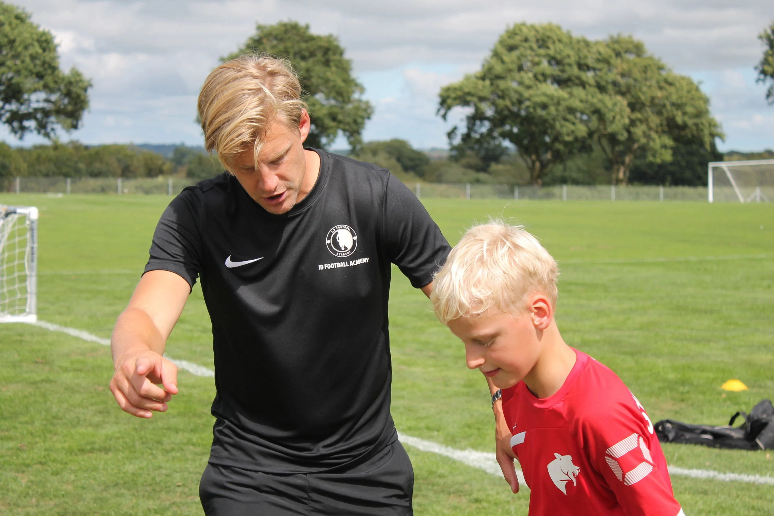 Ex-pro Dan Harding (England U21 &amp; Southampton FC)