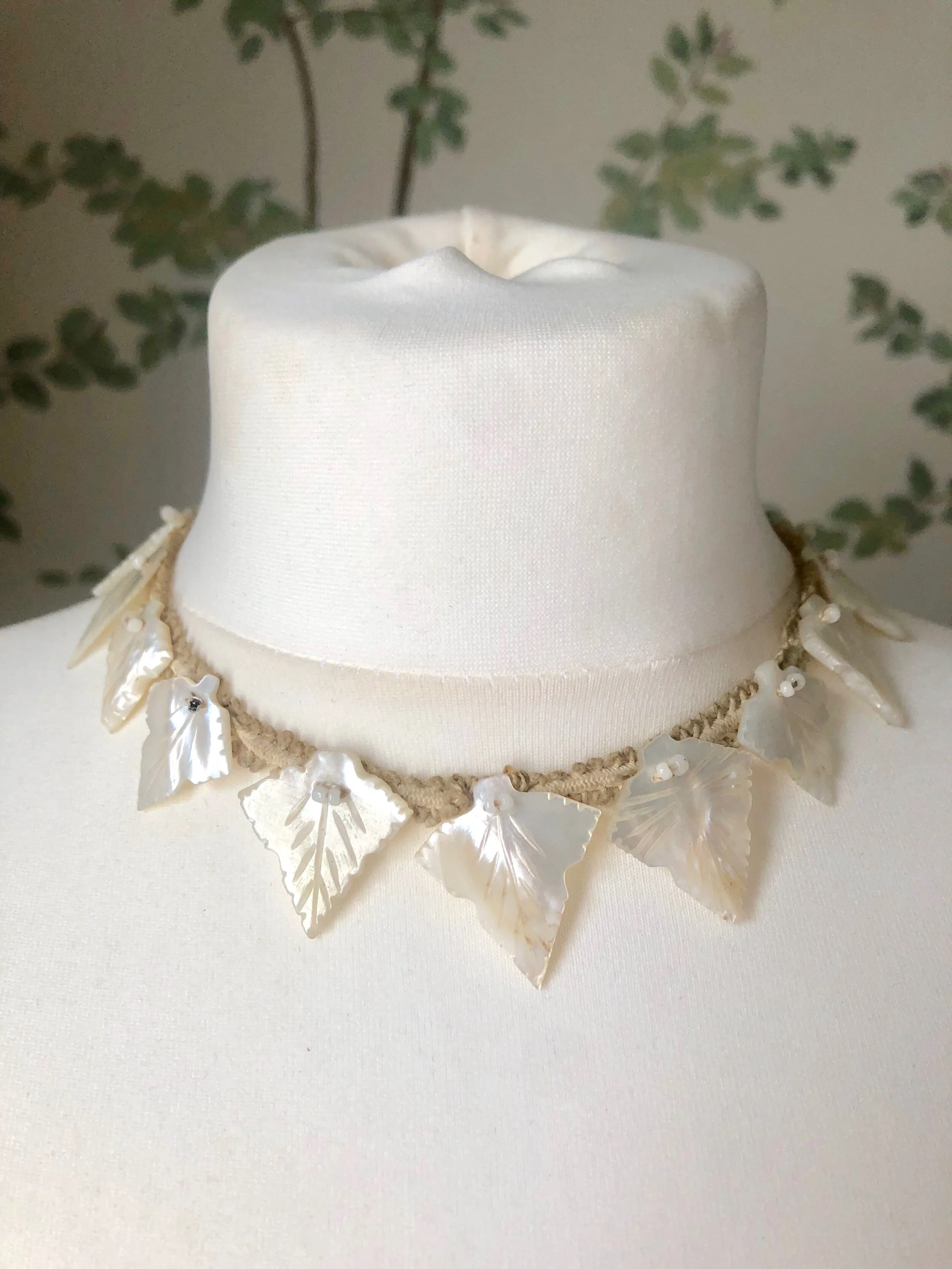 Mother of pearl leaf necklace, 1940s 