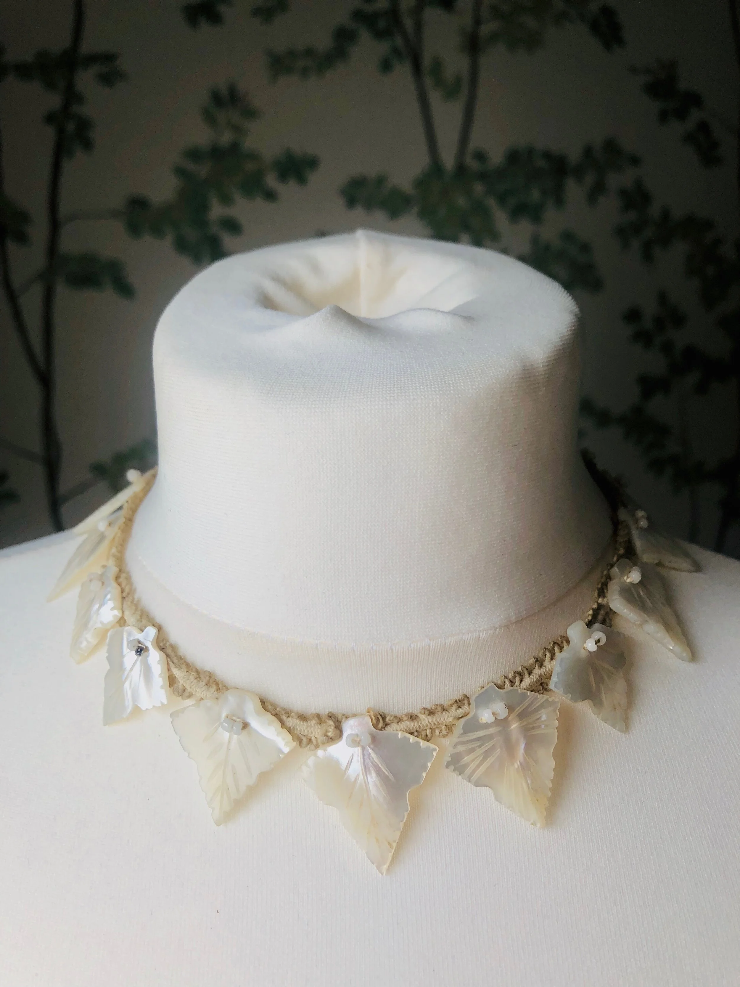 Mother of pearl leaf necklace, 1940s 