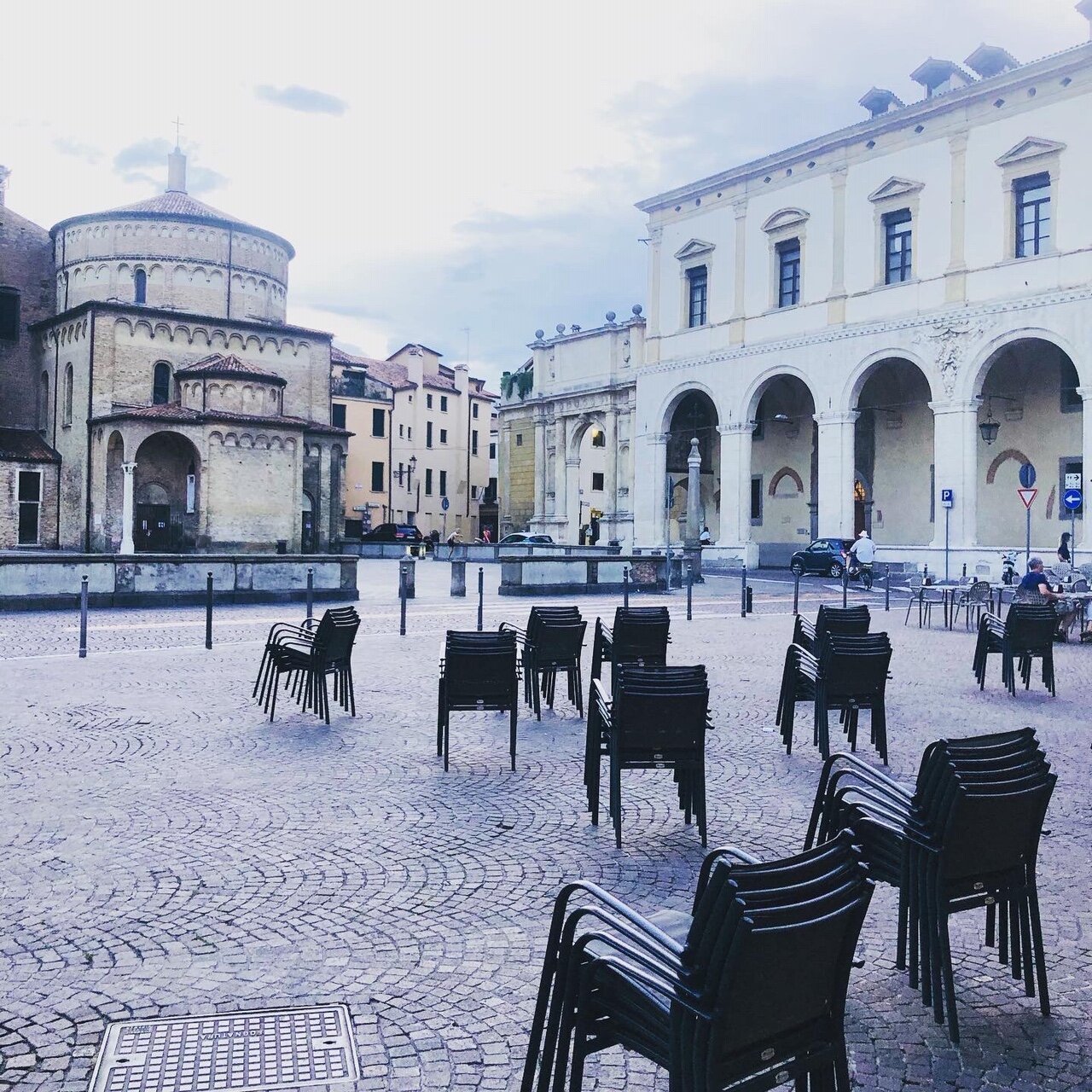 Piazza Duomo Padova with stacked chairs.JPG