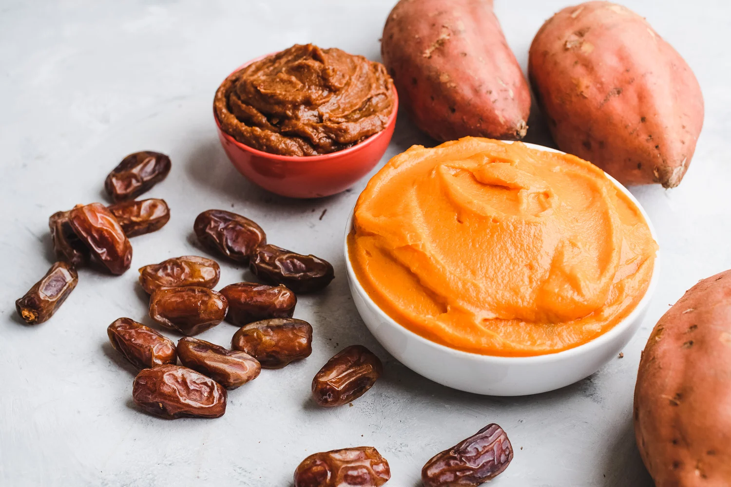 Sweeten your recipes with these whole foods, plants based natural sweeteners at www.realfamilyjourney.com #sweetpotato #plantbased #dates