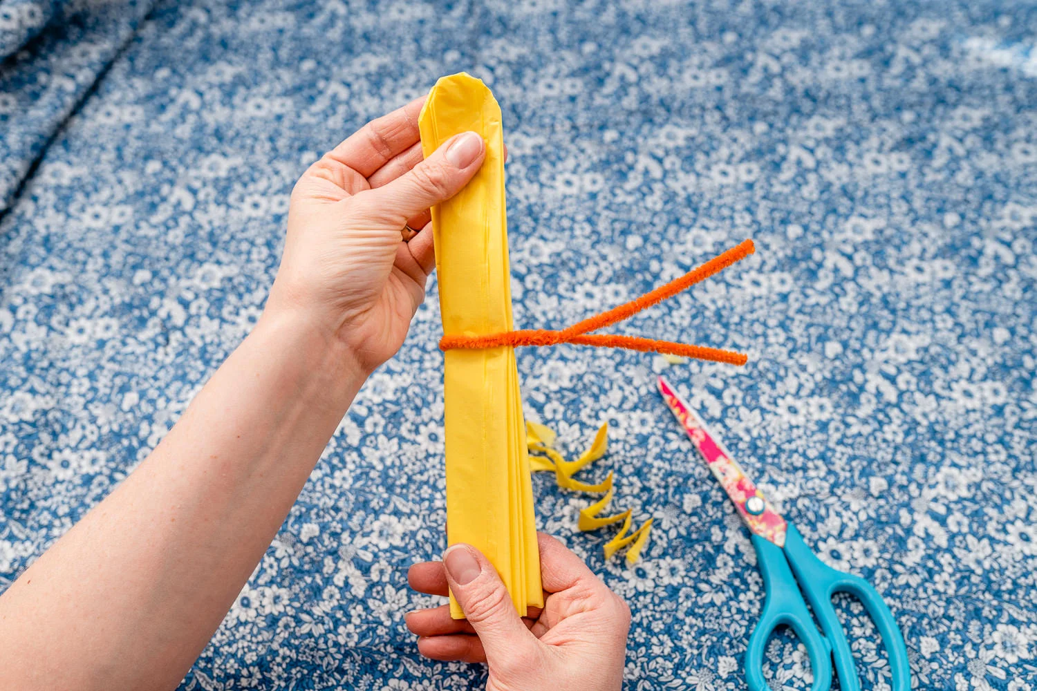 How_to_make_paper_flowers-7.jpg