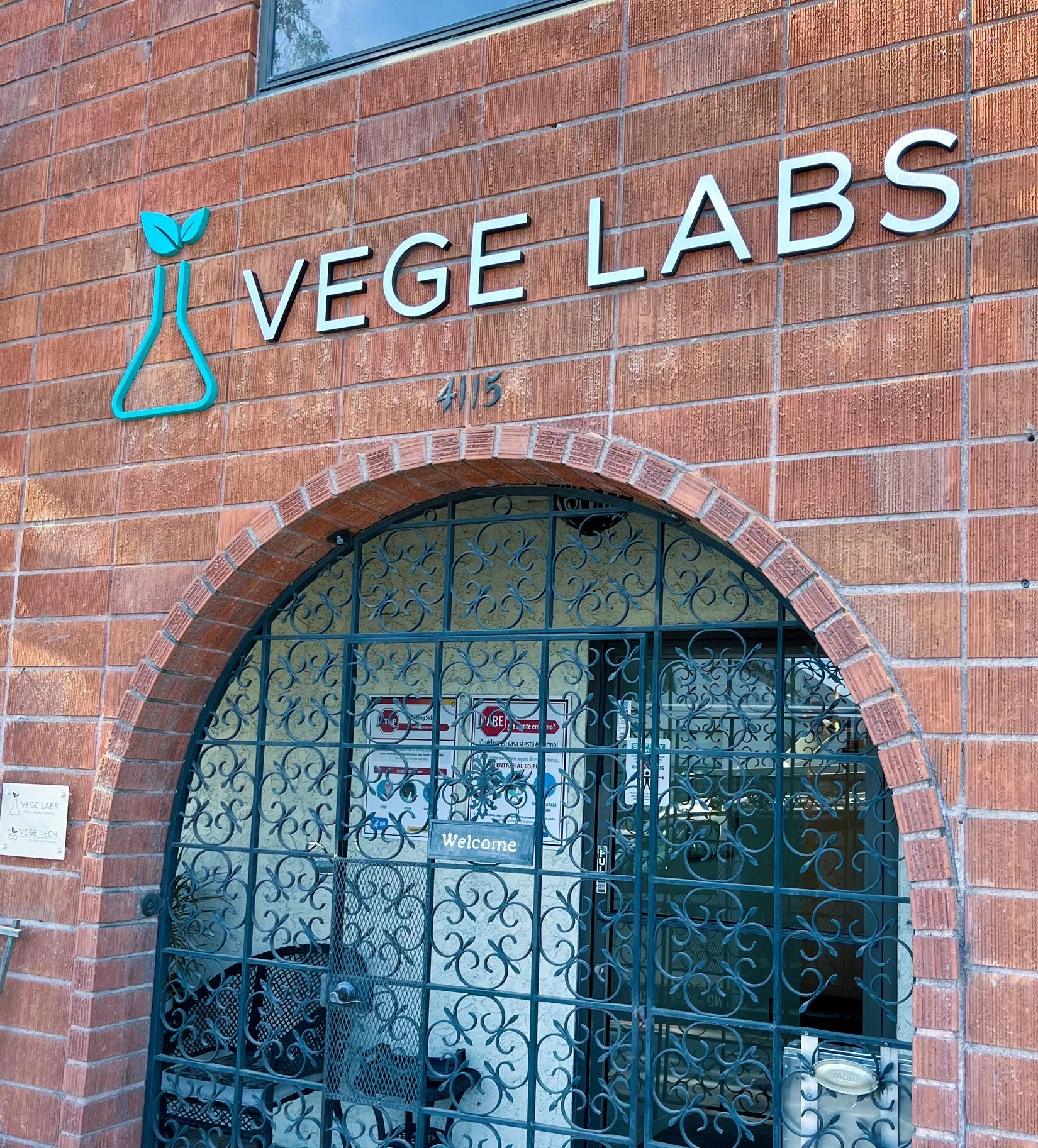 Bldg Sign VL1 1650W.jpg