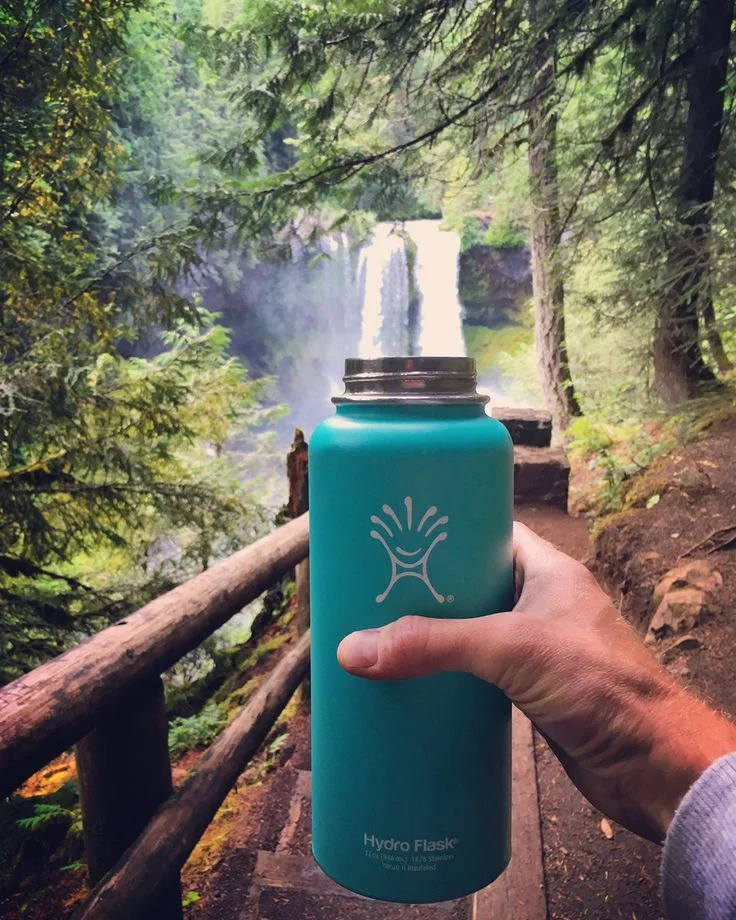 fabd93e76216d16dcb85a41f5930b155--hydro-flask-waterbottles.jpg