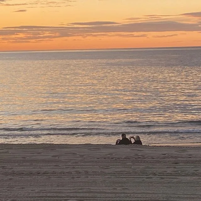 oh, somethin bout the sea 
brings out the sentimental in me 🎶