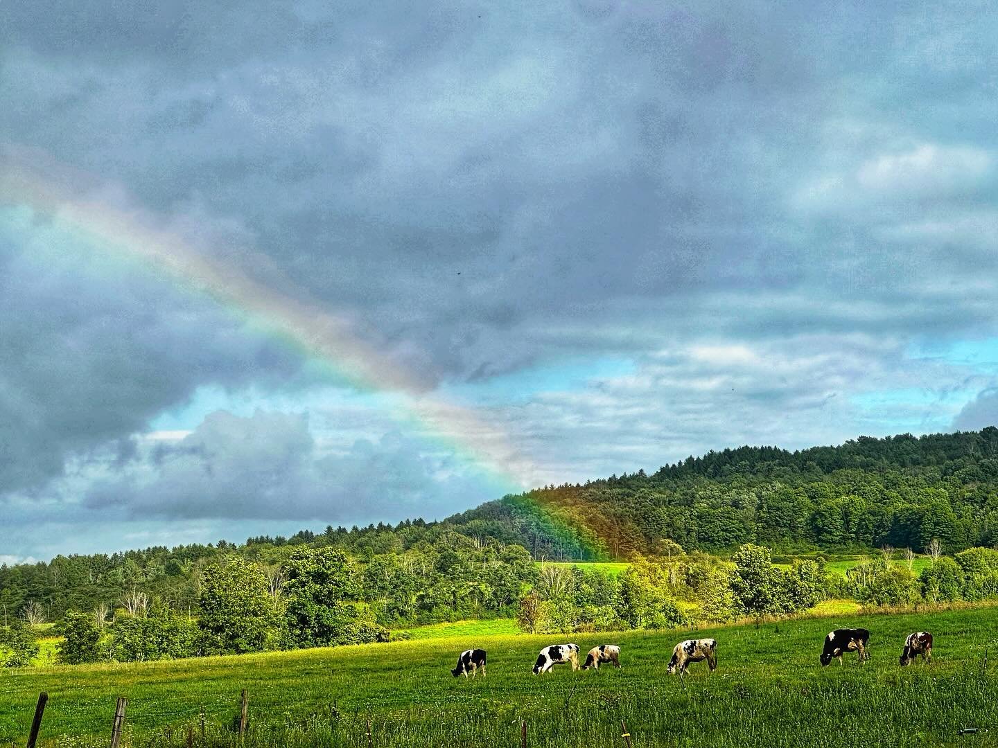 Afternoon showers brought a little smile to our faces this evening. 🙂

Ps: we&rsquo;re FULLY stocked with white and chocolate milk in all sizes for morning!